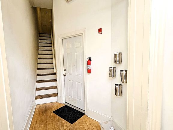 2nd image of 1615 Brown St #1