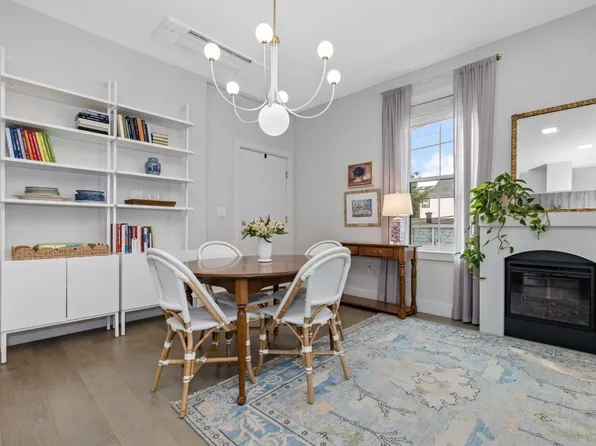 24 Rush St #C, Somerville, MA 02145