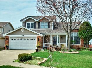 2196 Oakdale Cir, Hanover Park, IL 60133