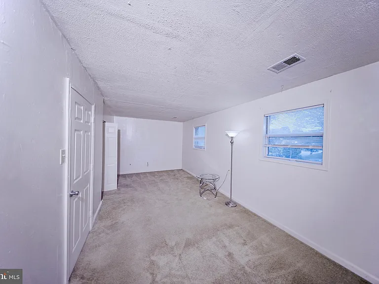 3308 Heidi Ln — Photo 20