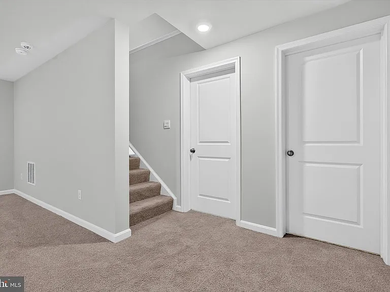 3155 White Tail Dr — Photo 34