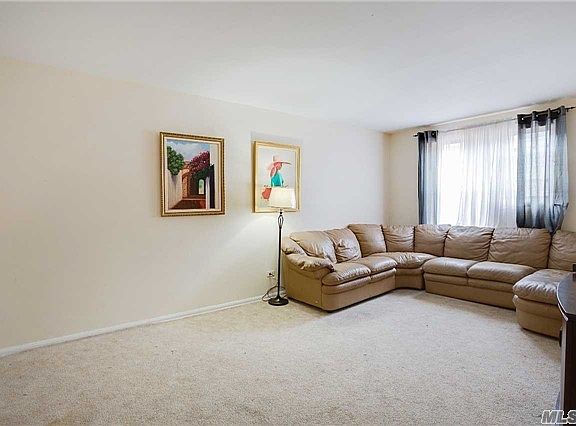 4th image of 3220 91st St #508