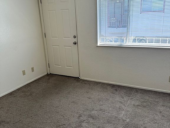 3rd image of 1108 Laguna Ave #4