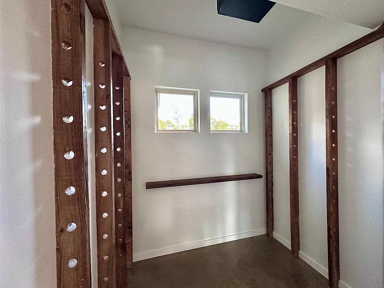 137 Mulberry Ln — Photo 16