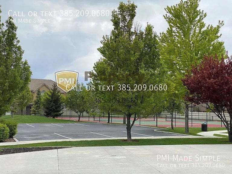 1376 S 740th St E — Photo 24
