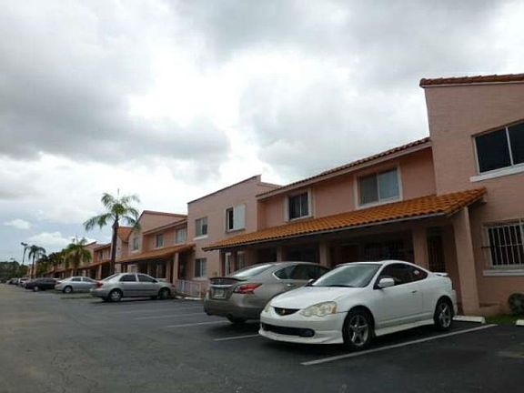 3rd image of 8037 Lake Dr APT 103