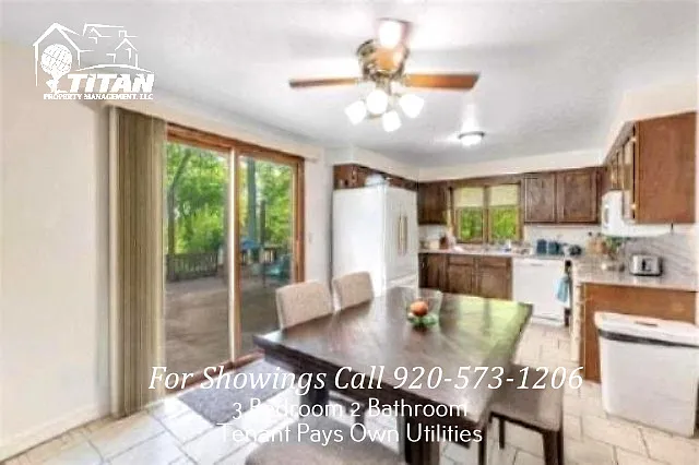 2556 Woodridge Lane - 1 — Photo 4