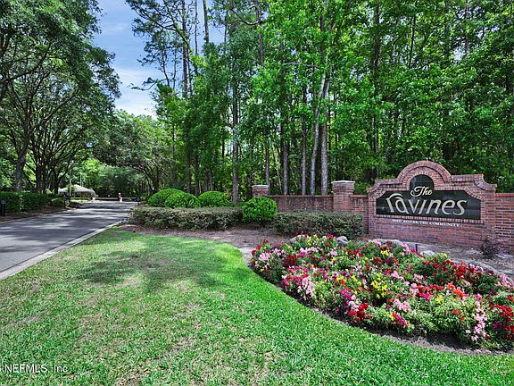 2nd image of 2910 RAVINES Road #1108