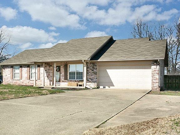 3rd image of 120 Bucky Beaver Dr