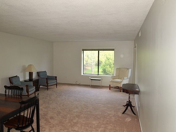 4th image of 1255 N Sterling Ave Unit 209