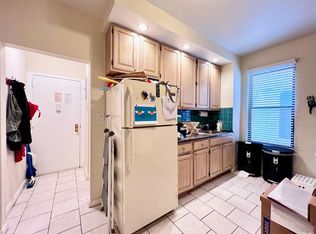 23-23 28th Ave #1R, Astoria, NY 11102