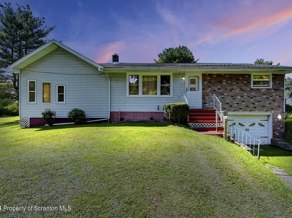 253 Bassett Lake Rd, Factoryville, PA 18419