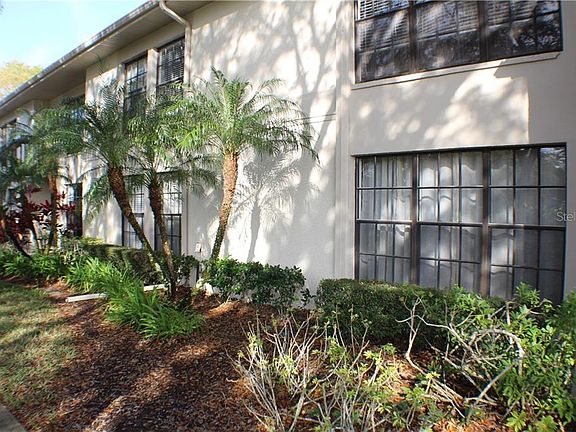 5th image of 3358 Mermoor Dr #2104