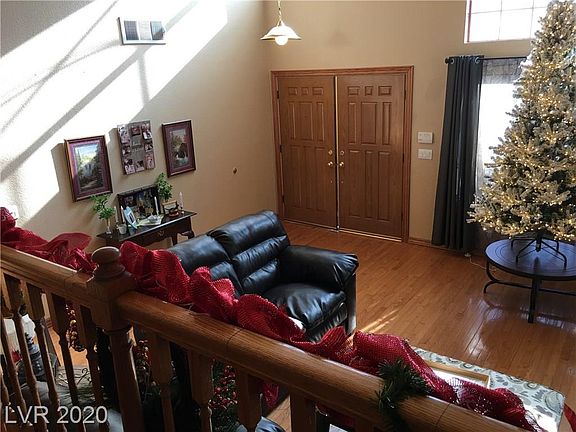 5th image of 7420 Shallow Glen Ct