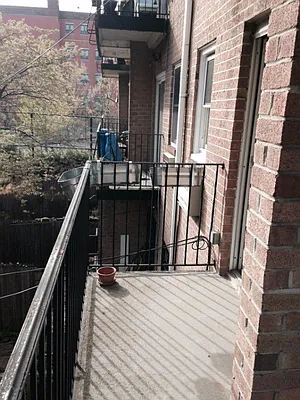 Rented by Brooklyn Bridge | media 19