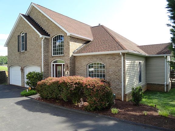 3rd image of 3950 Bluewater Dr