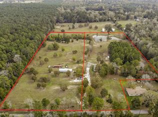 28 Joe Novak Rd, Huntsville, TX 77320