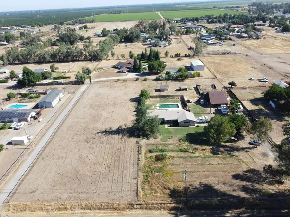 21297 E Copperopolis Rd, Linden, CA 95236