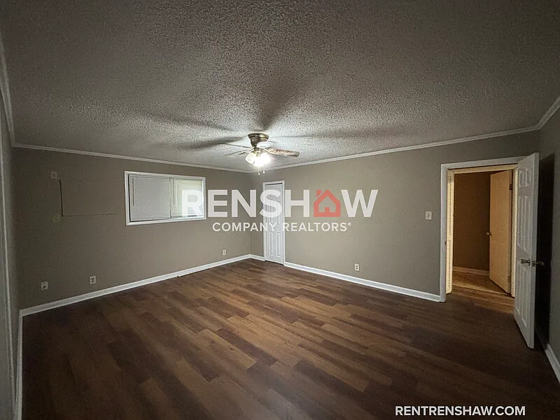 4 bed, 2000 sqft, $1,125 — Photo 4