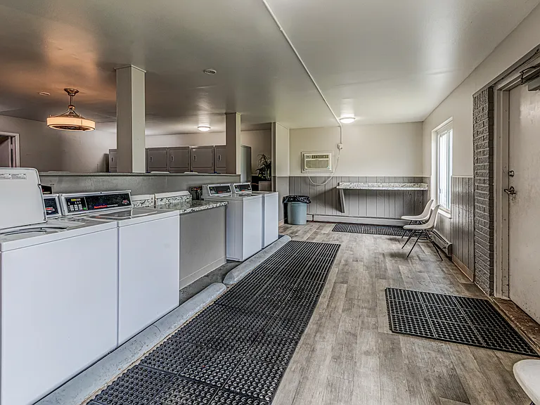 Taylor Park Townhomes — Photo 27