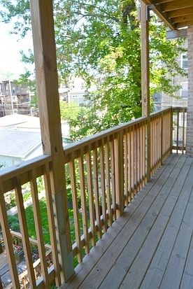 5th image of 6237 N Lakewood Ave APT 1A
