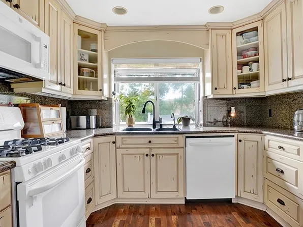 23322 Caminito Los Pocitos #128, Laguna Hills, CA 92653