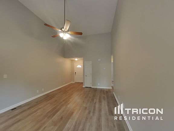 3rd image of 2432 Egret Dr