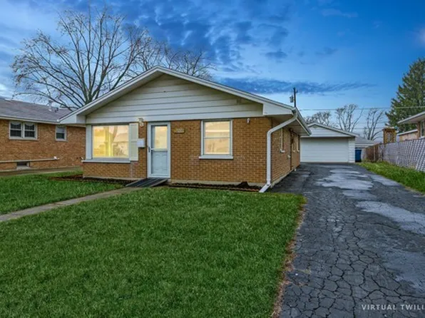3008 Hopkins St, Steger, IL 60475