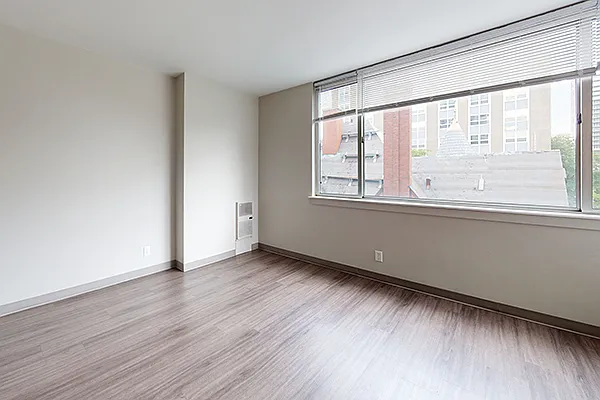 1671 N. Prospect Ave. — Photo 90