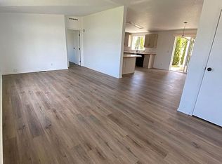 8110 Ahtanum Rd, Yakima, WA 98903