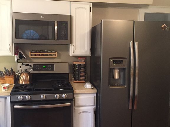 3rd image of 2085 Braewick Dr