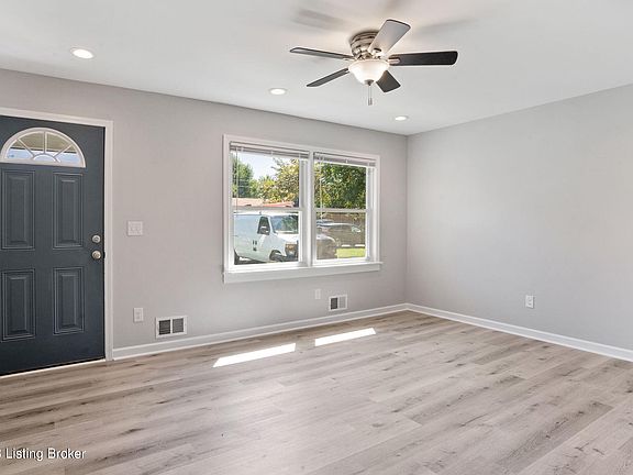 4th image of 8902 Aristides Dr