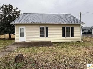 409 Mammoth Cave St, Cave City, KY 42127