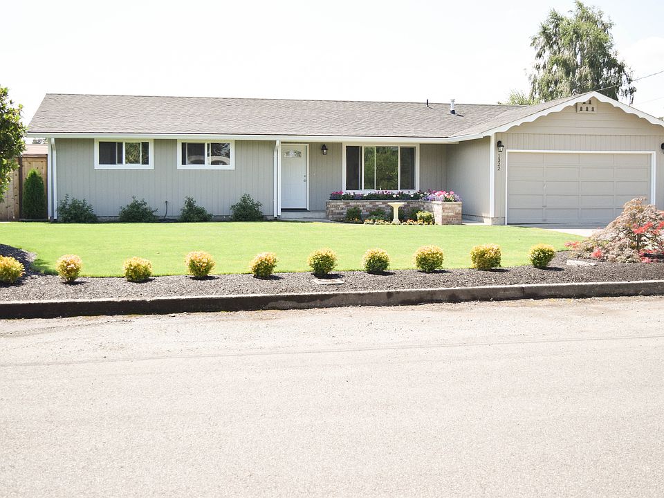1st image of 1322 9th Ave NW
