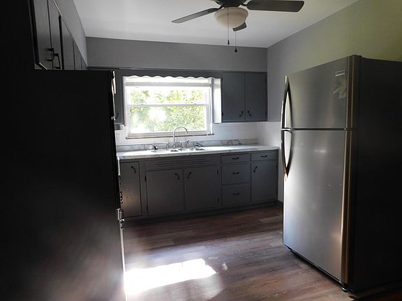 2nd image of 7 Arcadia Ave APT 4
