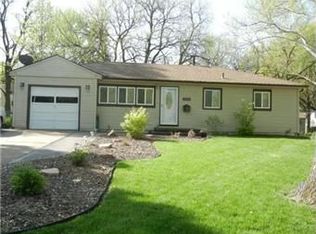 5701 W 81st St, Prairie Village, KS 66208