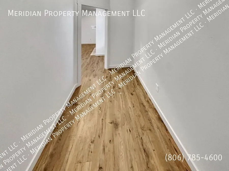 Building Photo - 2739 137th St