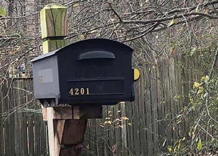 2nd image of 4201 Riverhall Rd