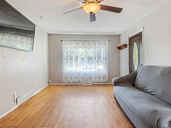 4th image of 6519 Ashwell Ln
