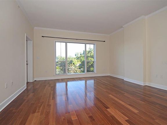 3rd image of 2305 Edgewater Dr APT 1314