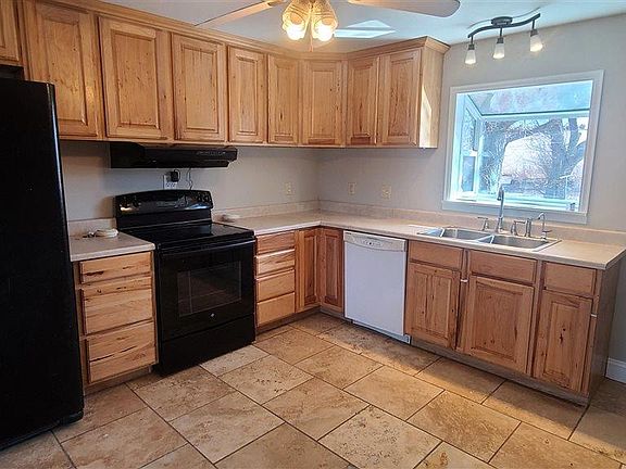 4th image of 1208 E 8th St