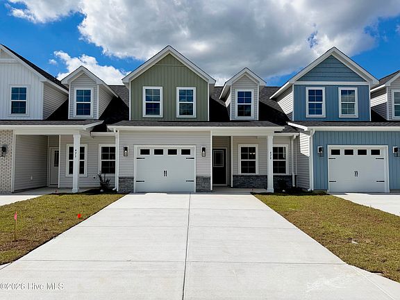 3rd image of 479 Timbercrest Circle SE