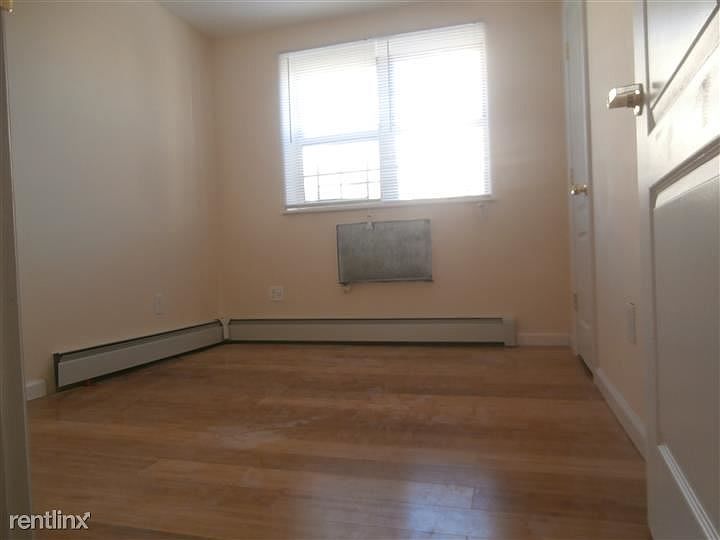 ImgTour_3br Apt 2 877 Union Ave BX (5)