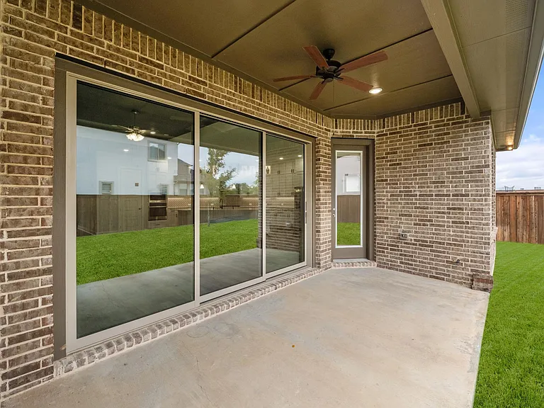 500 Samaritan Dr — Photo 39