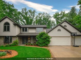 2909 Timberline Ct, Green Bay, WI 54313