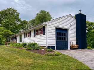 3 Lyons Dr, Poughkeepsie, NY 12601