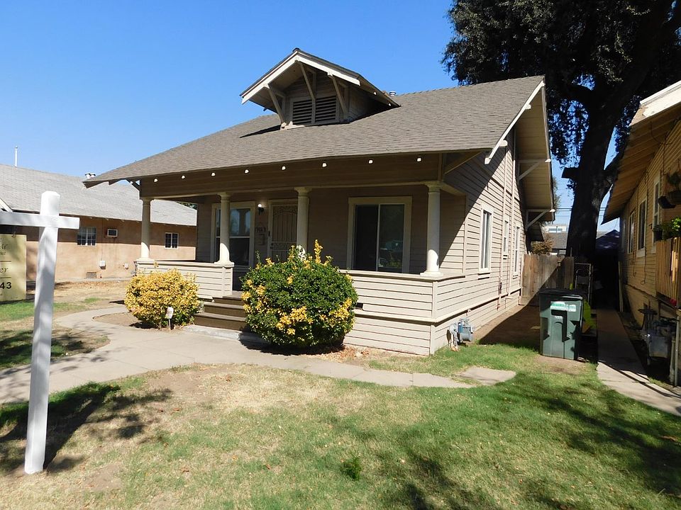1st image of 718 4th St