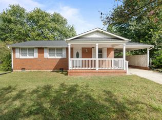 709 Fitzgerald Dr, Raleigh, NC 27610