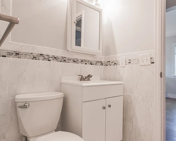 2401 Walnut St #6 — Photo 7