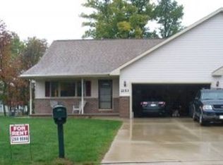 2153 Gateway Pl UNIT 2153, Neenah, WI 54956